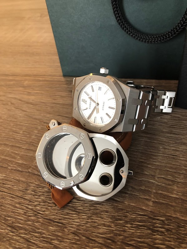 Audemars Piguet watch listing
