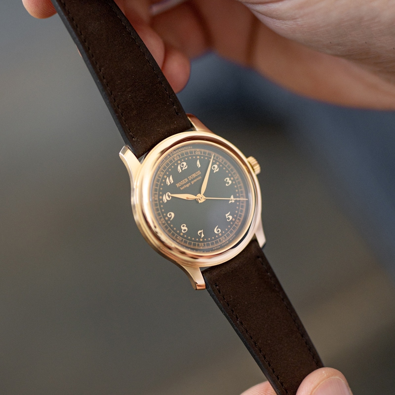 Roger Dubuis watch listing