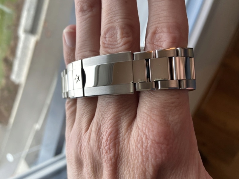 Zenith watch listing