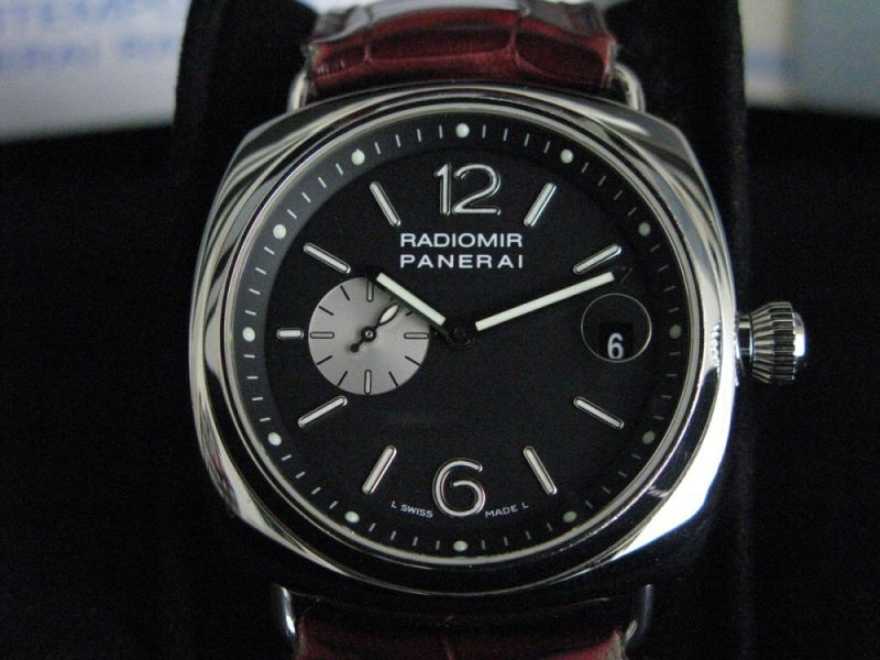 Panerai watch listing