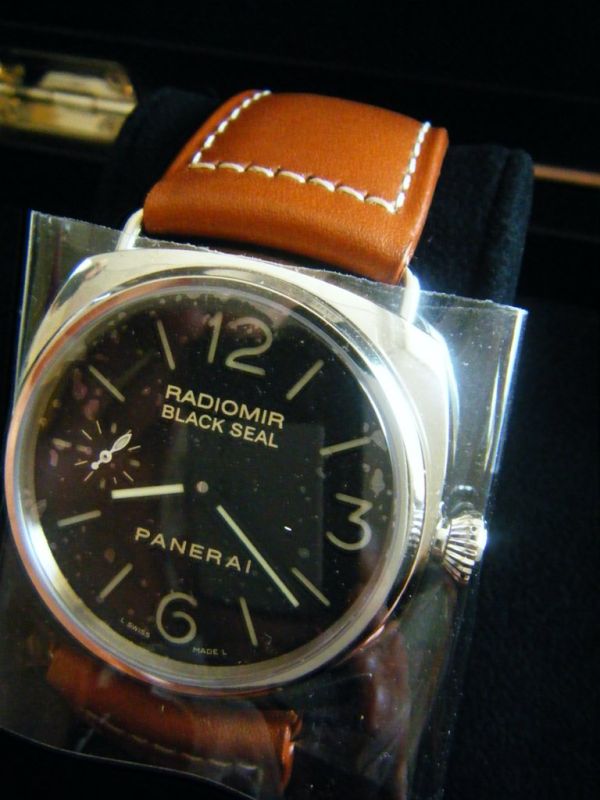 Panerai watch listing
