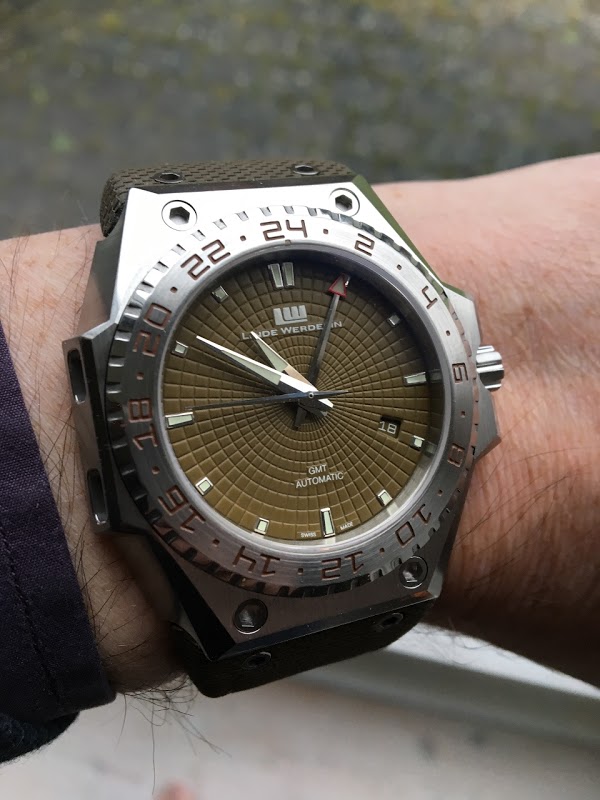 Linde Werdelin watch listing