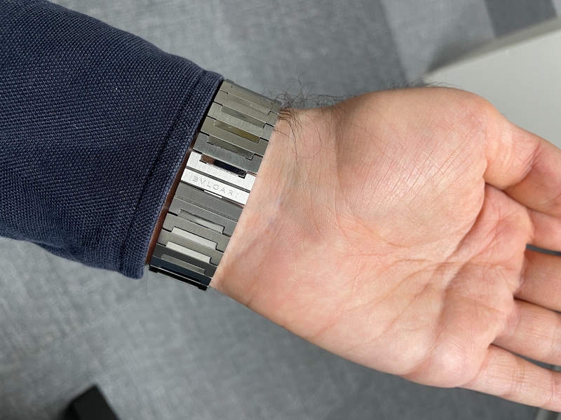 Bvlgari watch listing