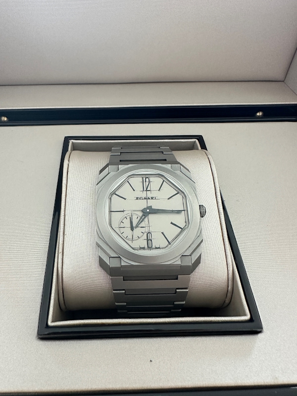 Bvlgari watch listing