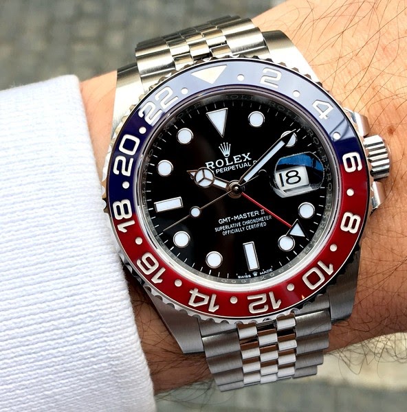 Rolex watch listing