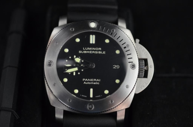 Panerai watch listing