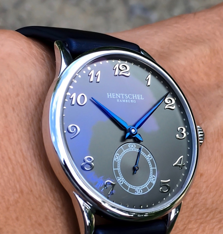 Henstchel Hamburg watch listing