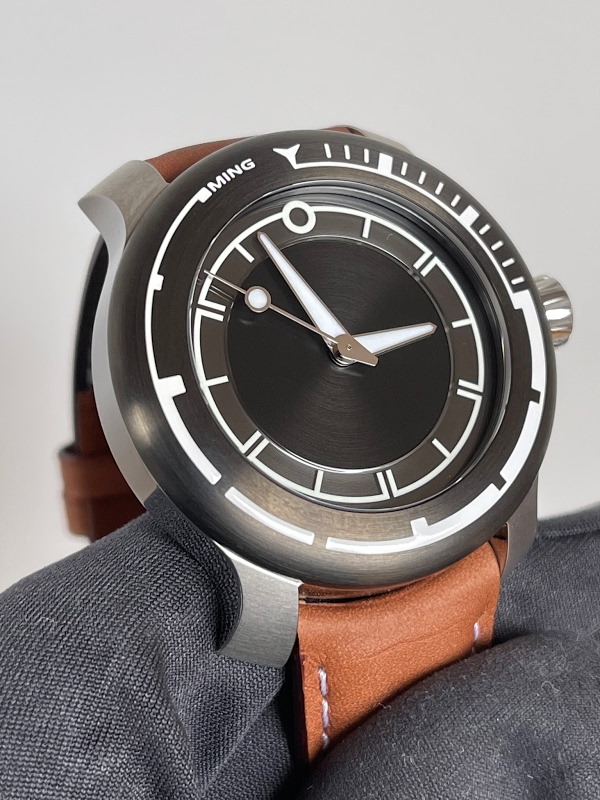 Ming watch listing