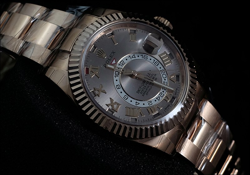 Rolex watch listing