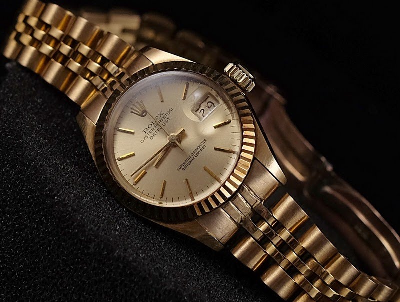 Rolex watch listing