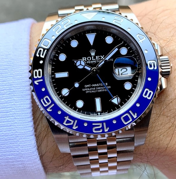 Rolex watch listing