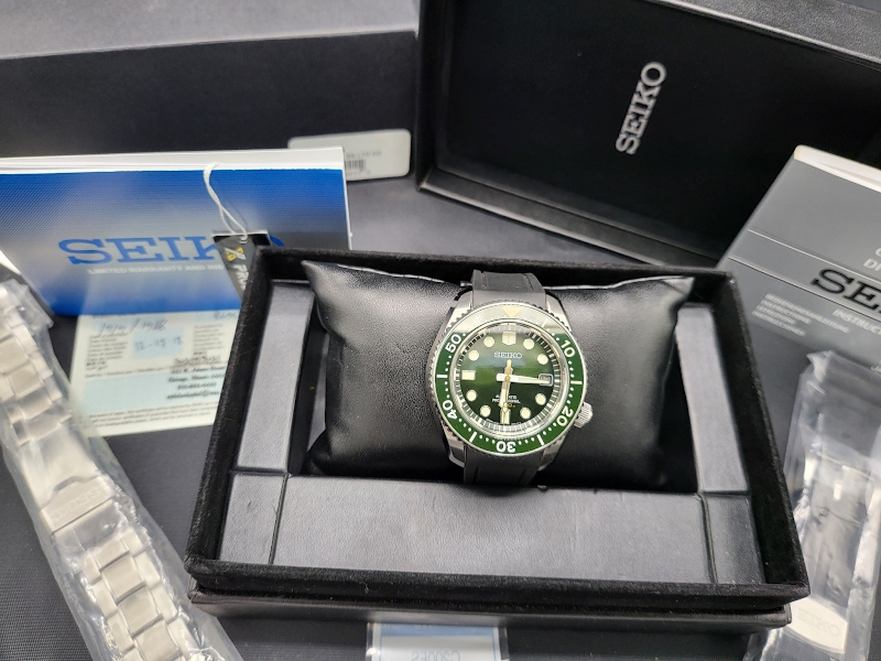 Seiko watch listing