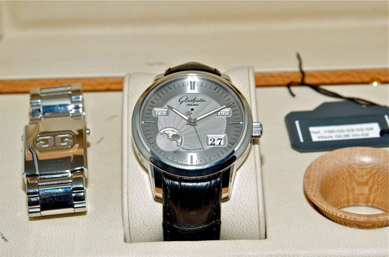 Glashütte watch listing