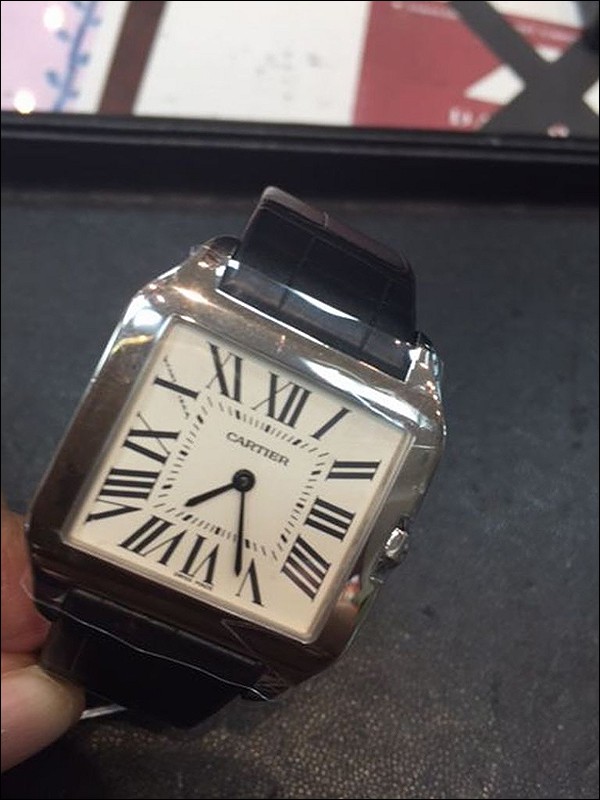 Cartier watch listing