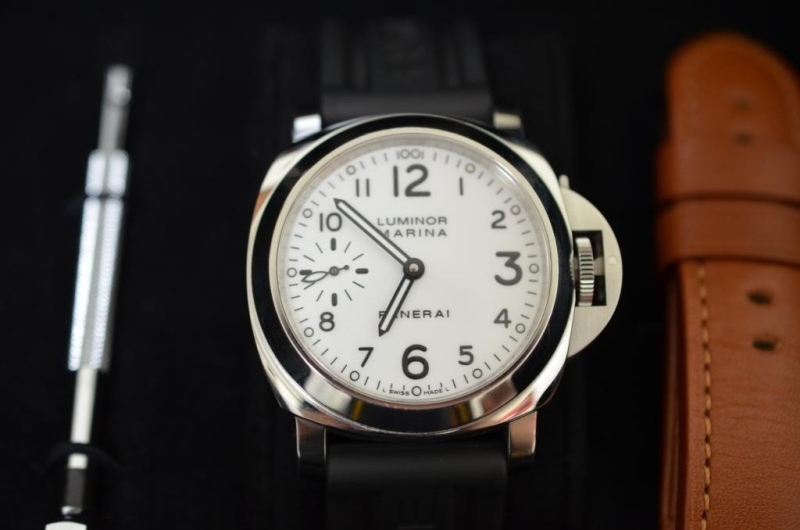 Panerai watch listing