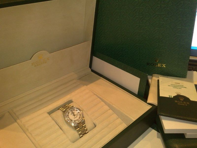 Rolex watch listing