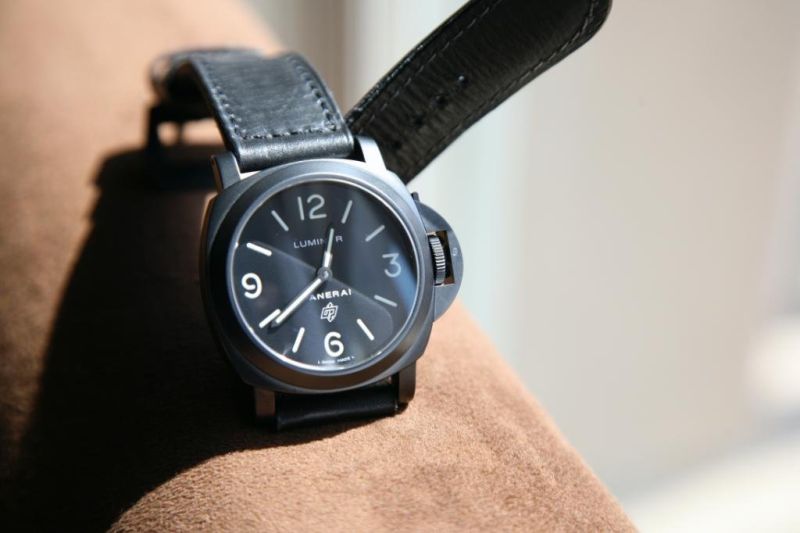 Panerai watch listing