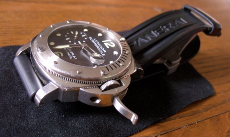 Panerai watch listing