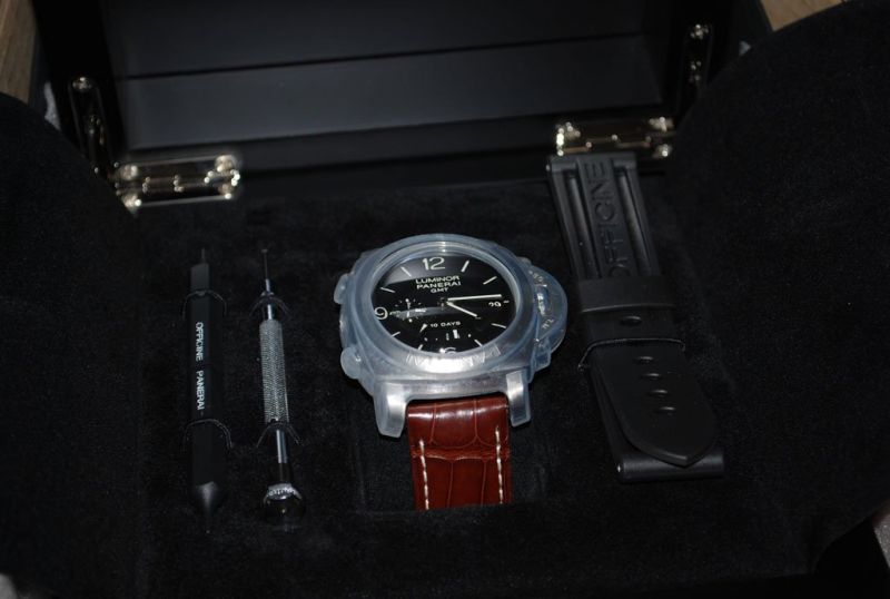 Panerai watch listing