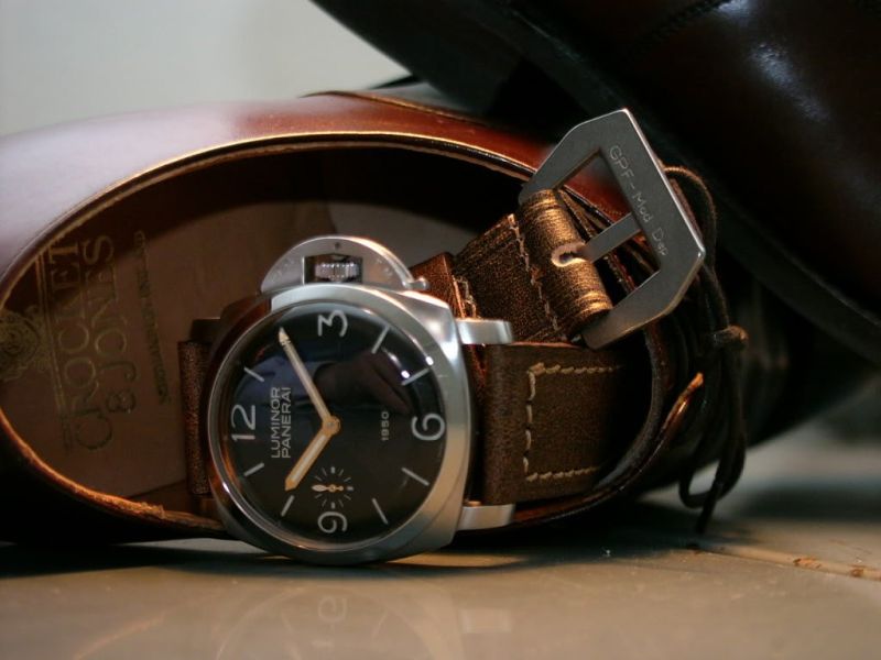 Panerai watch listing
