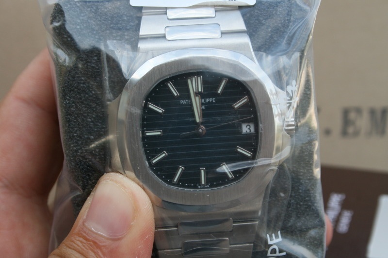 Patek Philippe watch listing