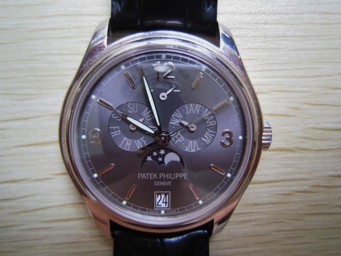 Patek Philippe watch listing