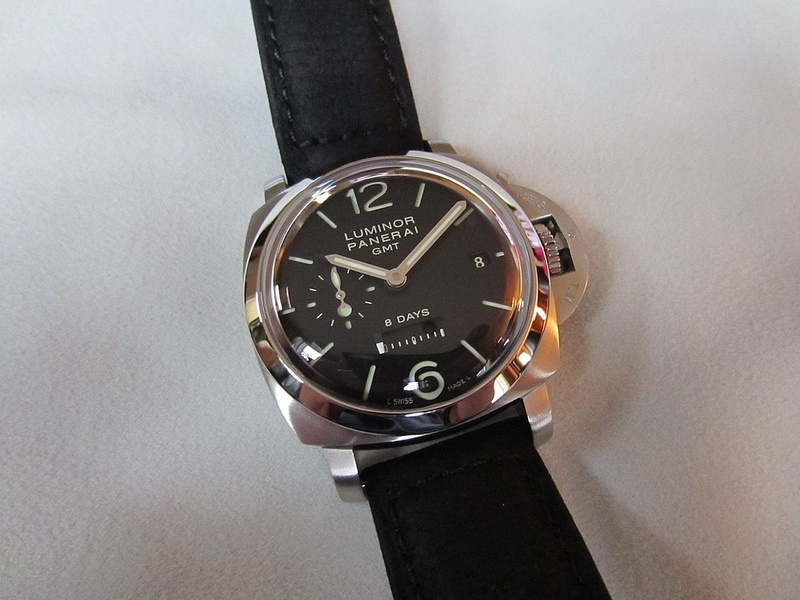 Panerai watch listing