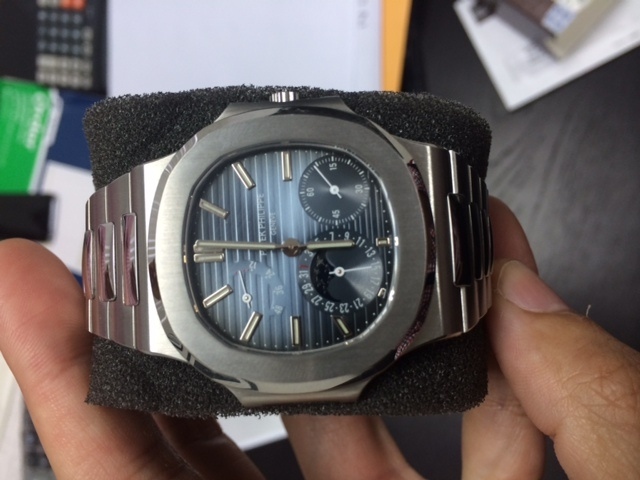 Patek Philippe watch listing