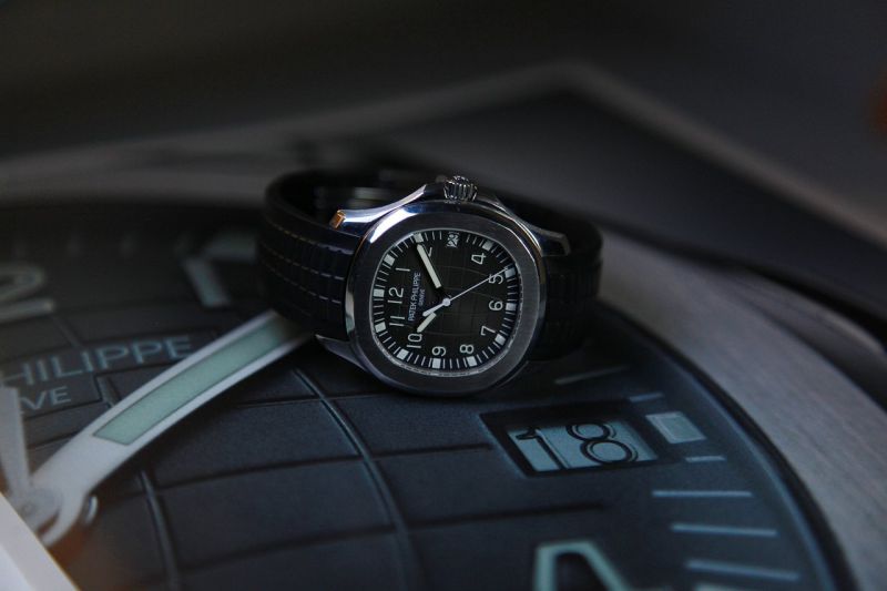 Patek Philippe watch listing