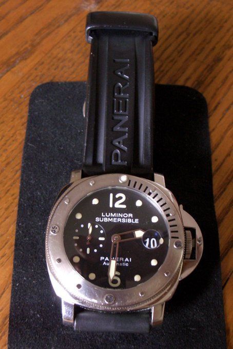 Panerai watch listing