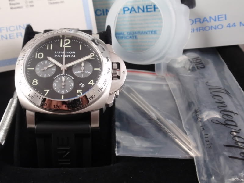 Panerai watch listing