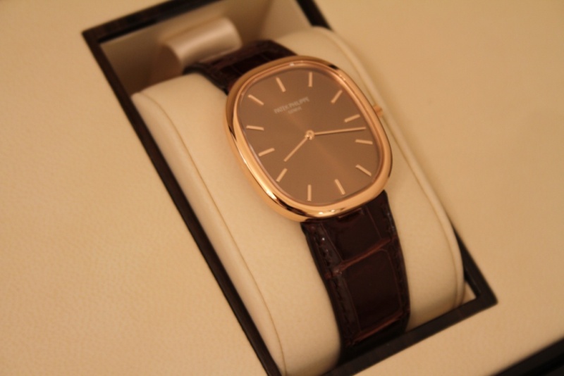 Patek Philippe watch listing