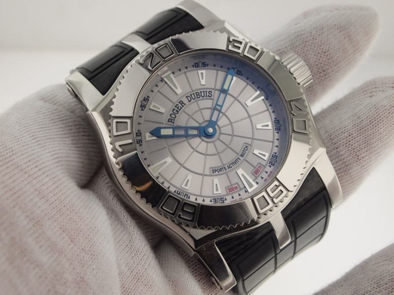 Roger Dubuis watch listing