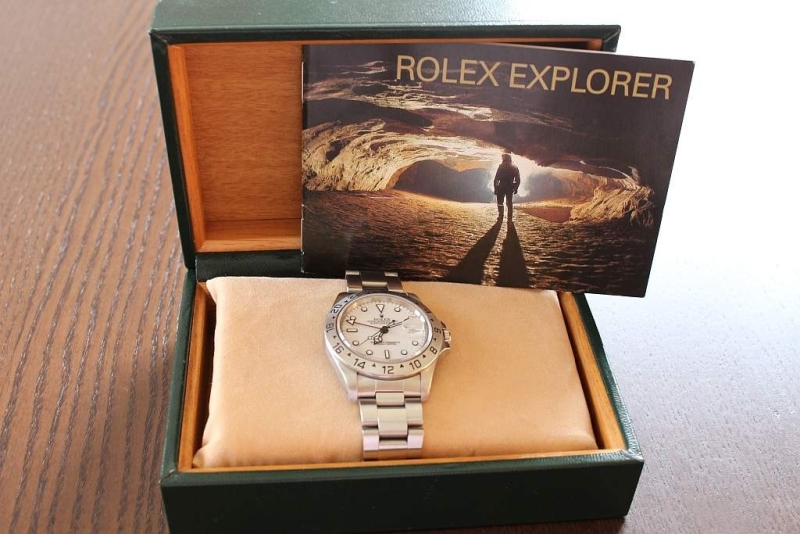 Rolex watch listing