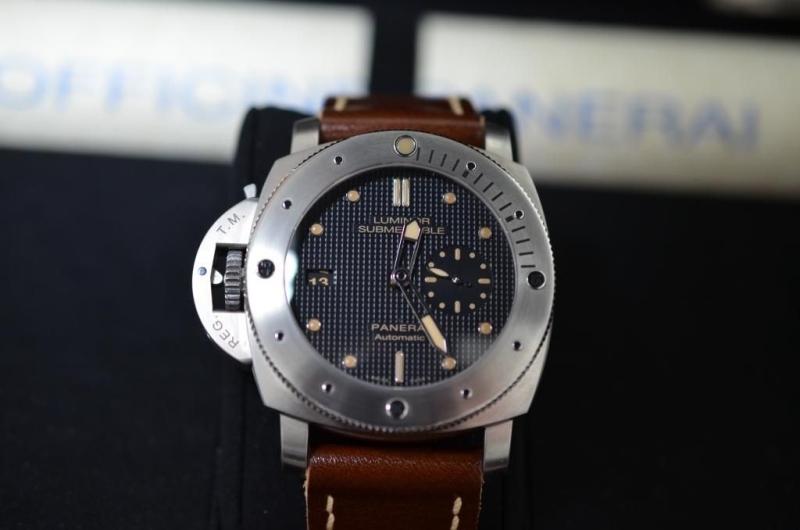 Panerai watch listing