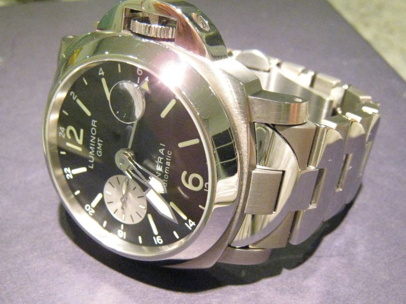 Panerai watch listing