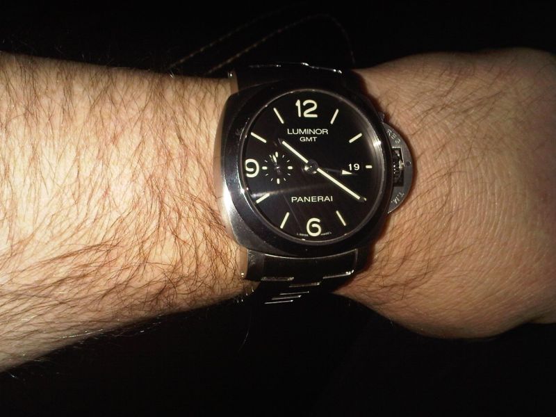 Panerai watch listing