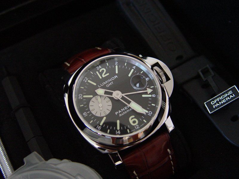 Panerai watch listing