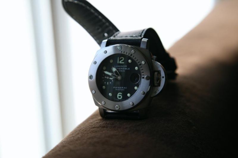 Panerai watch listing