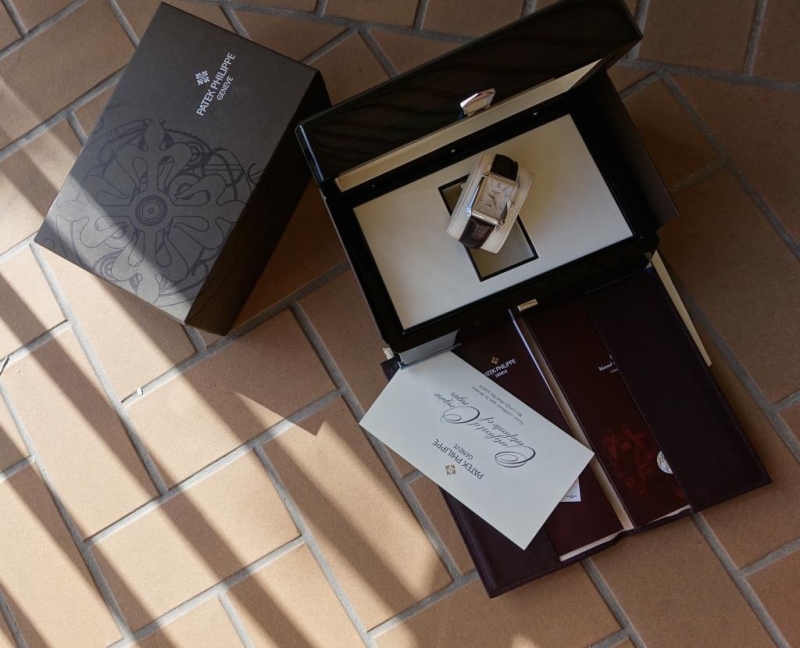 Patek Philippe watch listing