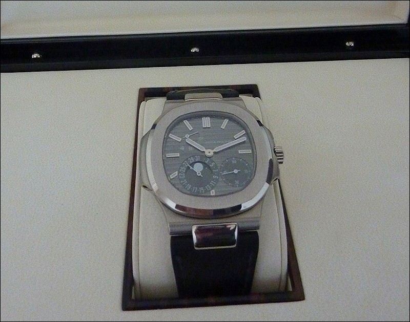 Patek Philippe watch listing