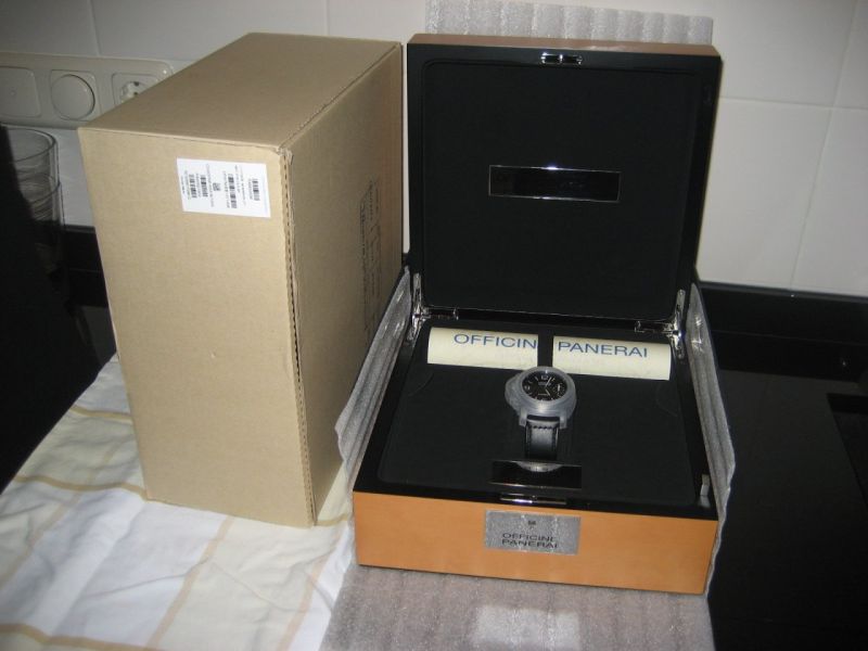 Panerai watch listing