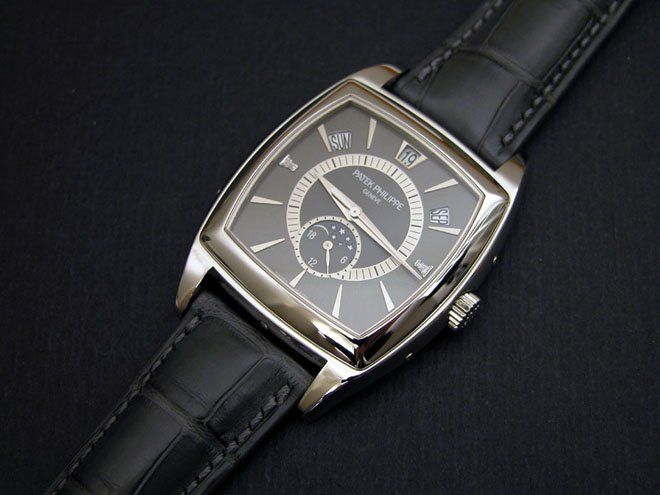 Patek Philippe watch listing
