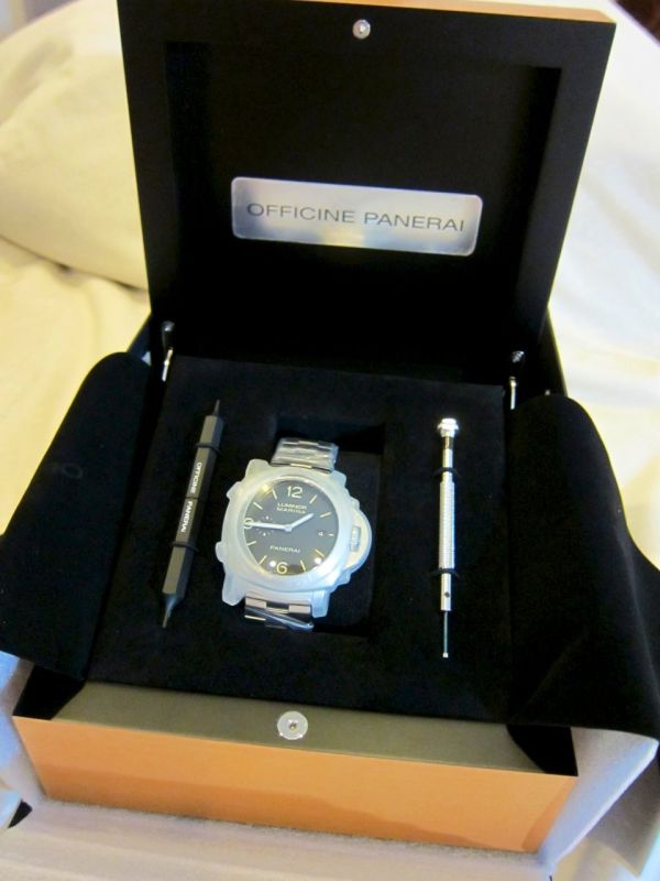 Panerai watch listing