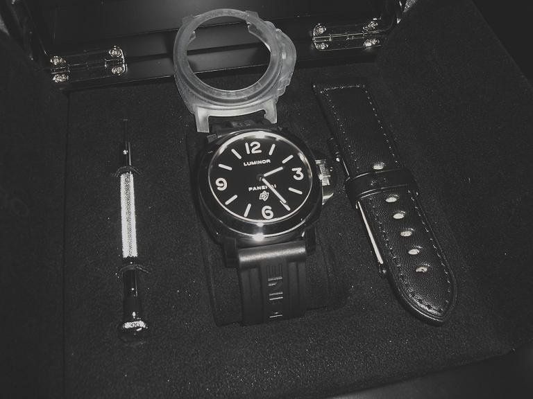 Panerai watch listing