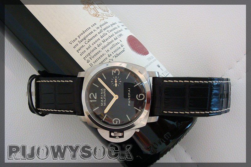 Panerai watch listing