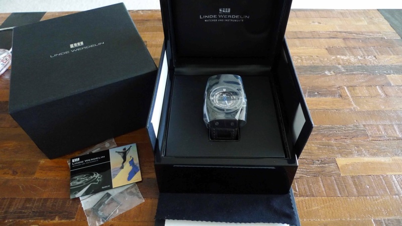 Linde Werdelin watch listing