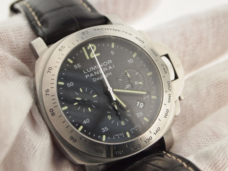 Panerai watch listing