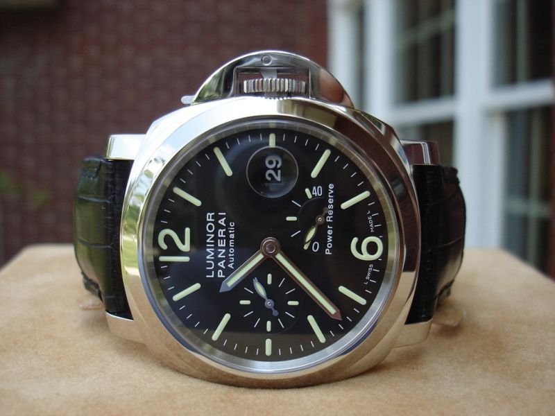 Panerai watch listing