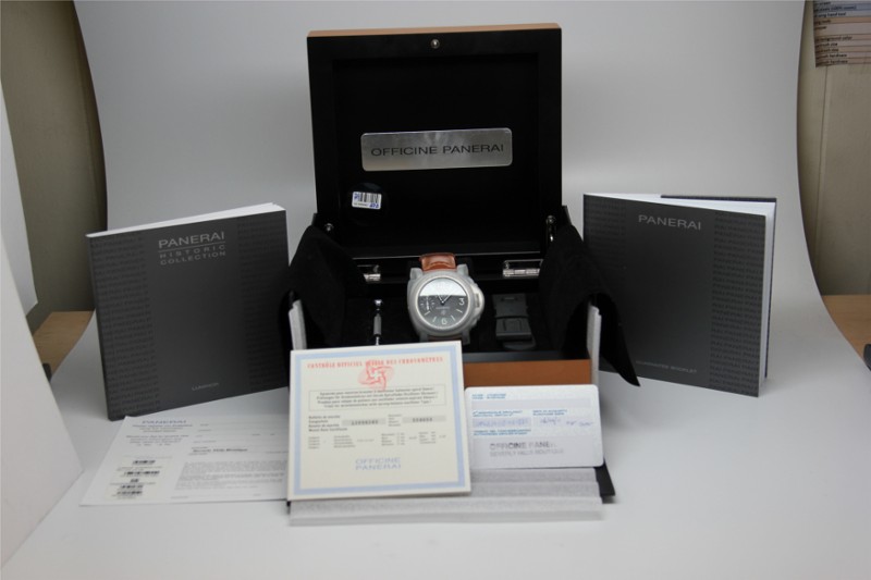 Panerai watch listing